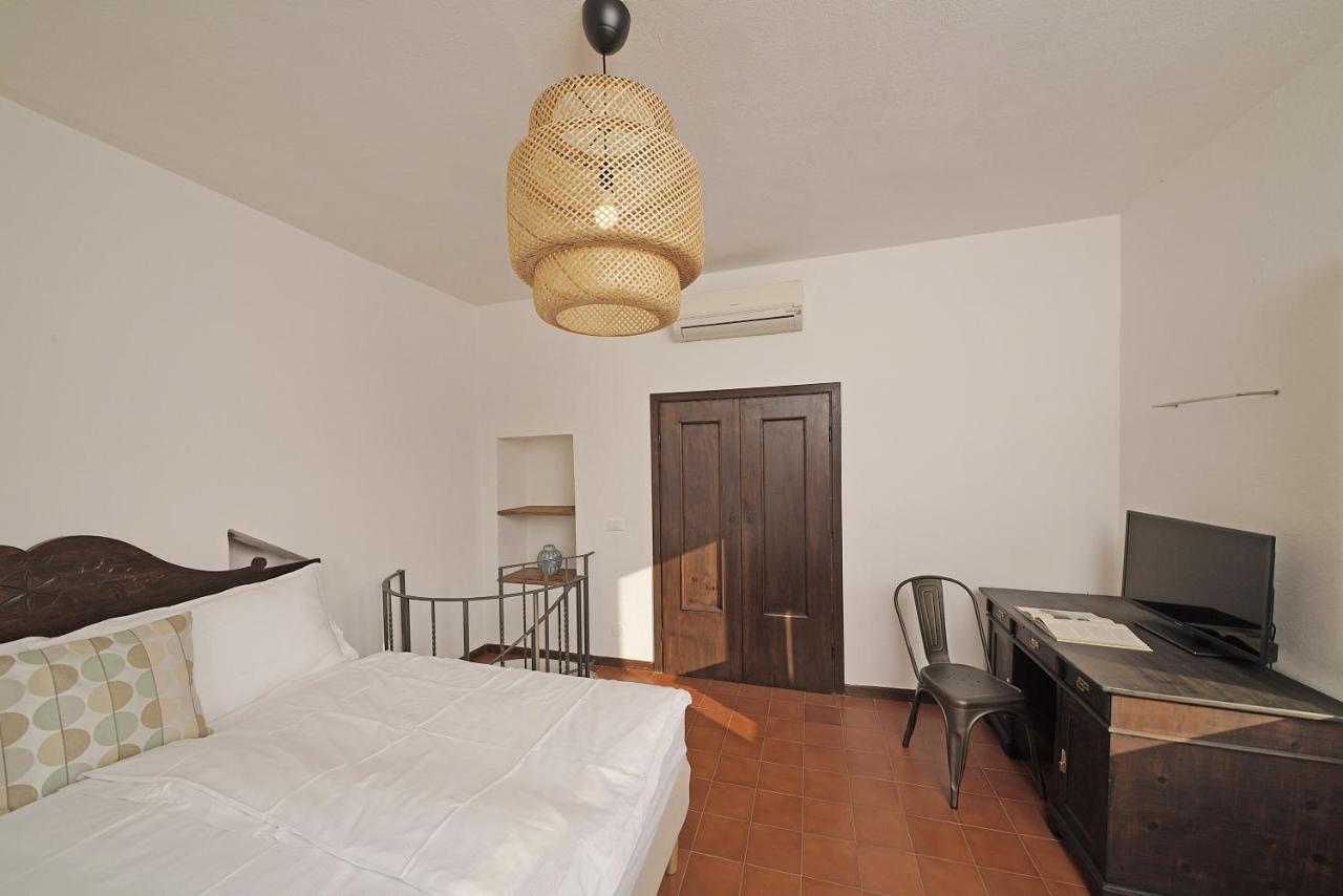 Villa Bouganville Toscolano-Maderno Esterno foto