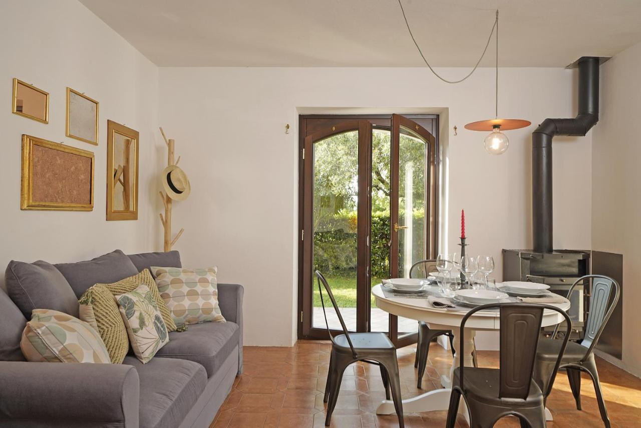 Villa Bouganville Toscolano-Maderno Esterno foto