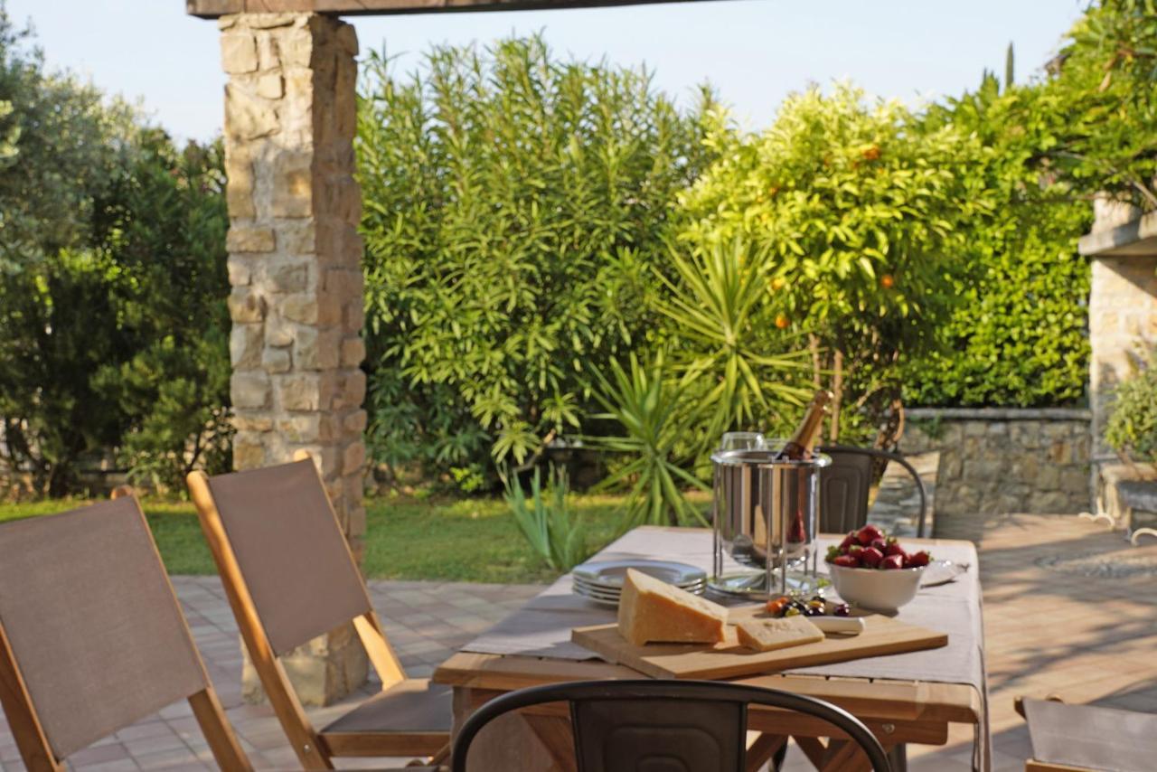 Villa Bouganville Toscolano-Maderno Esterno foto